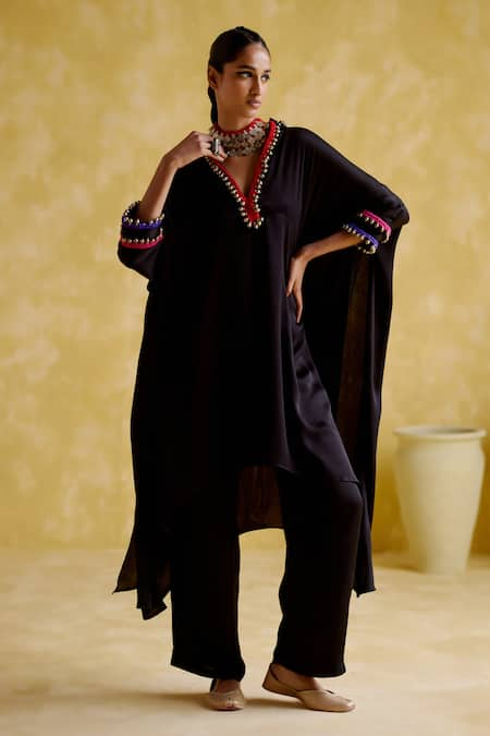 5Elements Black Modal Saturn Woven Bead V Neck Bhavishya Work Kaftan And Pant Set 