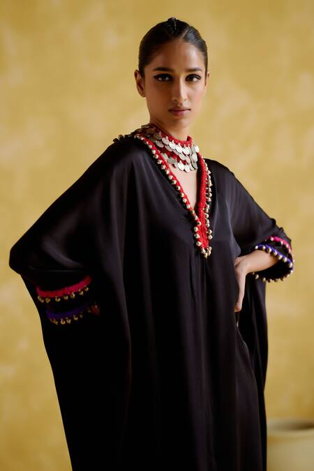 Buy_5elements_Black Modal Saturn Woven Bead V Neck Bhavishya Work Kaftan And Pant Set 