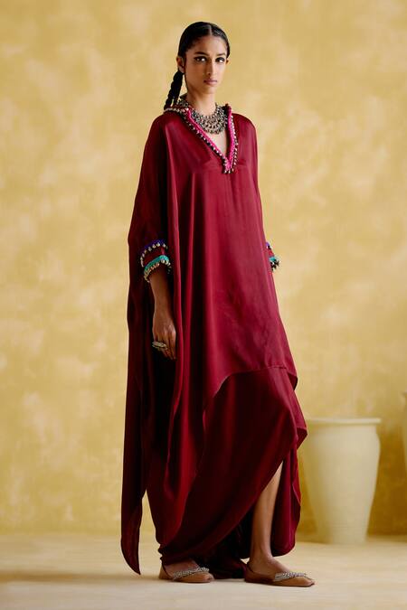5elements Maroon Modal Saturn Woven Bead V Neck Bhavishya Thread Work Kaftan And Pant Set at Aza Fashions 5elements_Maroon Modal Saturn Woven Bead V Neck Bhavishya Thread Work Kaftan And Pant Set _at_Aza_Fashions