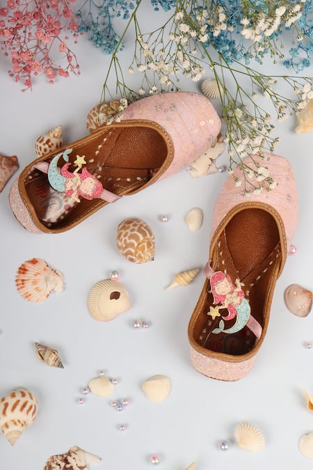 Hello JR Jade Mermaid Applique Embroidered Juttis 