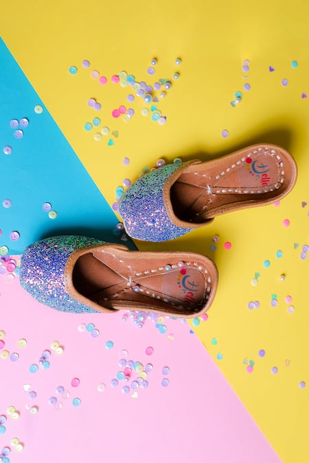 HELLO JR Sequin Embroidered Juttis 