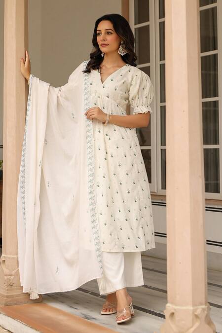 Buy_Pheeta_White Cotton Print Floral V-neck Gathered Kurta And Pant Set