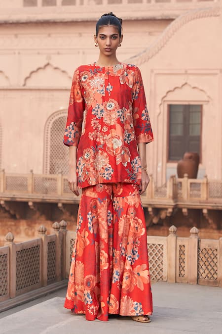 Archana Shah Red Silk Embroidery, Zari, Mirrors Round Neck Floral Pattern Kurta And Sharara Set
