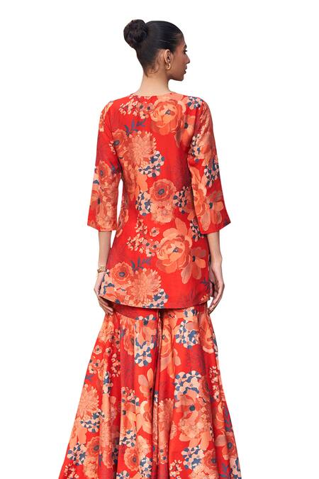 Archana Shah Red Silk Embroidery, Zari, Mirrors Round Neck Floral Pattern Kurta And Sharara Set at Aza Fashions Archana Shah_Red Silk Embroidery, Zari, Mirrors Round Neck Floral Pattern Kurta And Sharara Set _at_Aza_Fashions