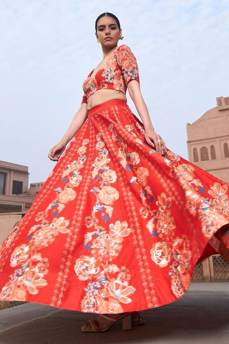 Buy_Archana Shah_Red Brocade Sequins, Embroidery Sweetheart Floral Print Blouse And Lehenga Set 