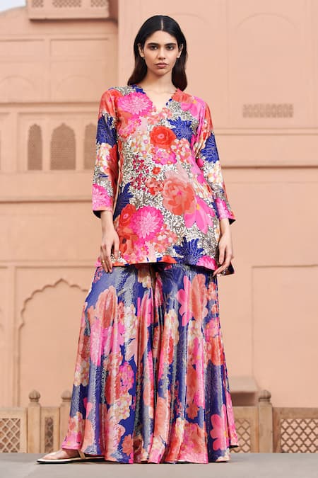 Archana Shah Blue Bemberg Silk Printed Floral Scalloped V Flower Pattern Kurta And Sharara Set 