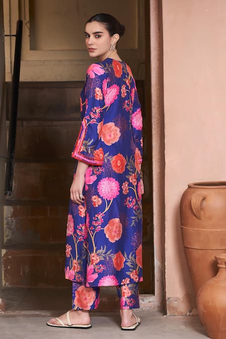 Shop Archana Shah Blue Embroidery, Sequins Round Neck Floral Digital Print Kurta And Pant Set at Aza Fashions Shop_Archana Shah_Blue Embroidery, Sequins Round Neck Floral Digital Print Kurta And Pant Set _at_Aza_Fashions