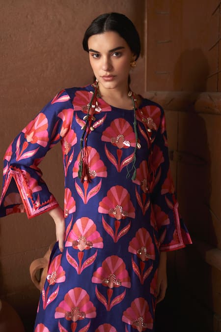 Shop Archana Shah Blue Silk Sequins Round Neck Shell Pattern Kurta And Pant Set at Aza Fashions Shop_Archana Shah_Blue Silk Sequins Round Neck Shell Pattern Kurta And Pant Set _at_Aza_Fashions