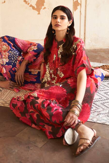 Shop Archana Shah Red Bemberg Crepe Print Floral Round Collar Moroccan Top With Pant Shop_Archana Shah_Red Bemberg Crepe Print Floral Round Collar Moroccan Top With Pant