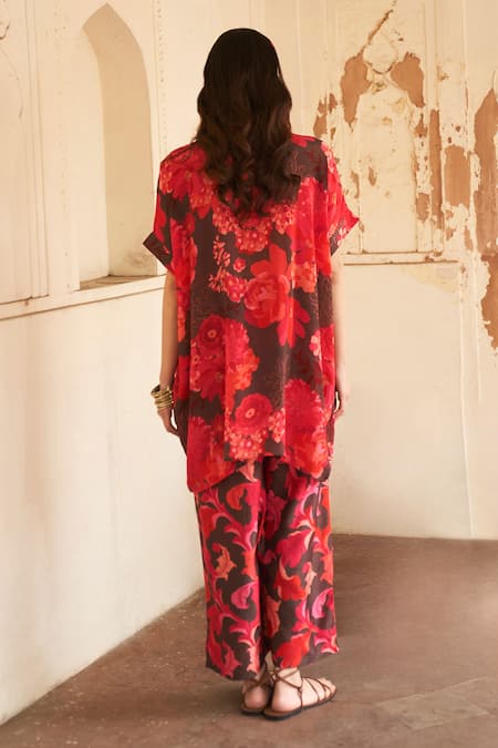Shop Archana Shah Red Bemberg Crepe Print Floral Round Collar Moroccan Top With Pant at Aza Fashions Shop_Archana Shah_Red Bemberg Crepe Print Floral Round Collar Moroccan Top With Pant _at_Aza_Fashions