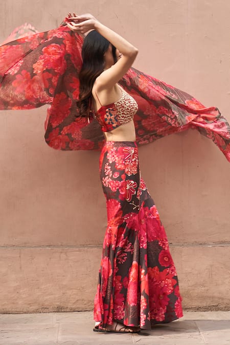 Archana Shah Red Bamboo Sequins, Zari Sweetheart Floral Print Fishtail Skirt And Blouse Set at Aza Fashions Archana Shah_Red Bamboo Sequins, Zari Sweetheart Floral Print Fishtail Skirt And Blouse Set _at_Aza_Fashions