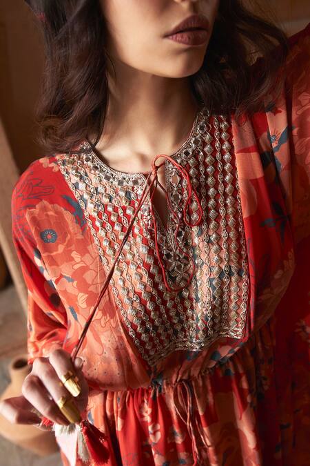 Archana Shah Red Georgette Embroidery Round Neck Moroccan Floral Print Kaftan at Aza Fashions Archana Shah_Red Georgette Embroidery Round Neck Moroccan Floral Print Kaftan _at_Aza_Fashions