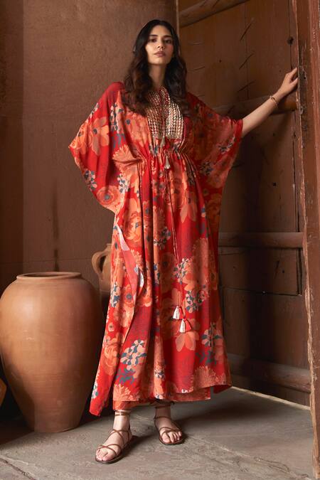 Buy Archana Shah Red Georgette Embroidery Round Neck Moroccan Floral Print Kaftan Buy_Archana Shah_Red Georgette Embroidery Round Neck Moroccan Floral Print Kaftan