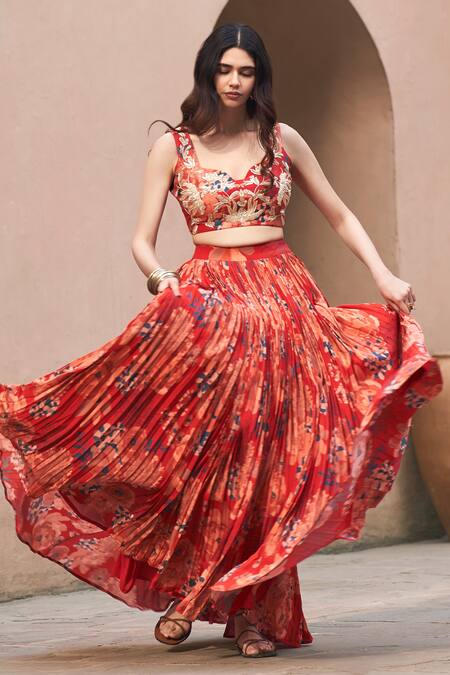 Archana Shah_Red Crepe Zari, Embroidery Sweetheart Neck Moroccan Floral Print Lehenga Set _at_Aza_Fashions