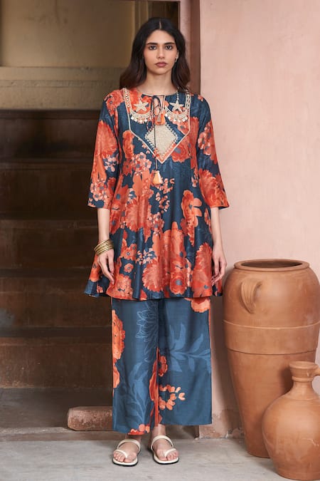 Archana Shah Blue Bemberg Silk Printed Floral Keyhole Anarkali And Flared Pant Set 