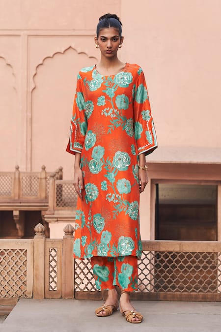 Archana Shah_Orange Bamboo Beads, Embroidery Round Neck Floral Jaal Print Kurta And Pant Set _Online_at_Aza_Fashions