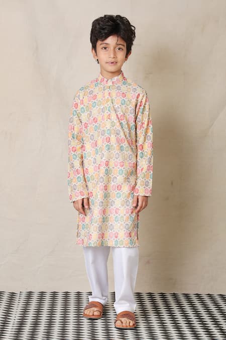 Anthrilo Honeycomb Pattern Kurta With Pyjama 