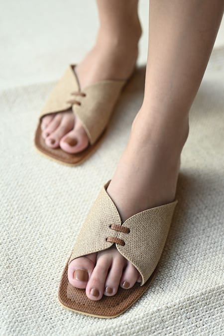 Miraki Textured Pattern Flats 