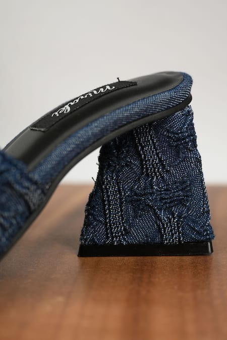 Buy_Miraki_Blue Bead Embellished Block Heels 