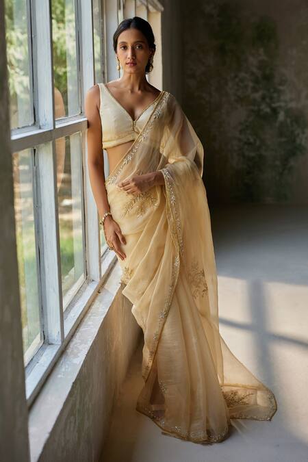 Buy Zoon Gold Organza, Embroidery Plunge Floral Placement Saree With Blouse Online at Aza Fashions Buy_Zoon_Gold Organza, Embroidery Plunge Floral Placement Saree With Blouse _Online_at_Aza_Fashions