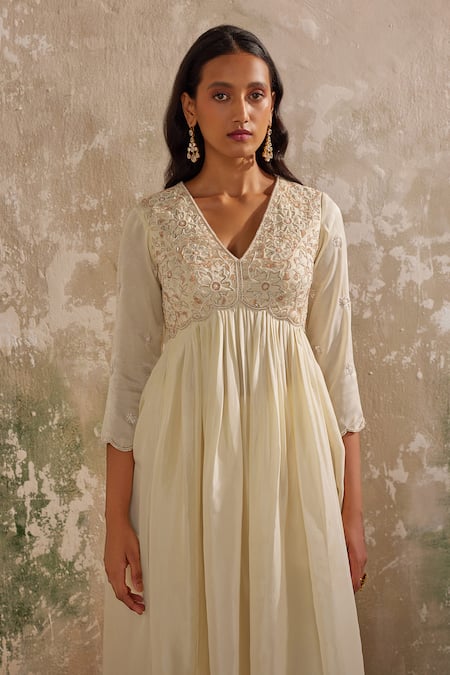 Zoon Cream , Cotton, Organza Sequins, Aari Embroidered Pleated Anarkali Set at Aza Fashions Zoon_Cream , Cotton, Organza Sequins, Aari Embroidered Pleated Anarkali Set _at_Aza_Fashions