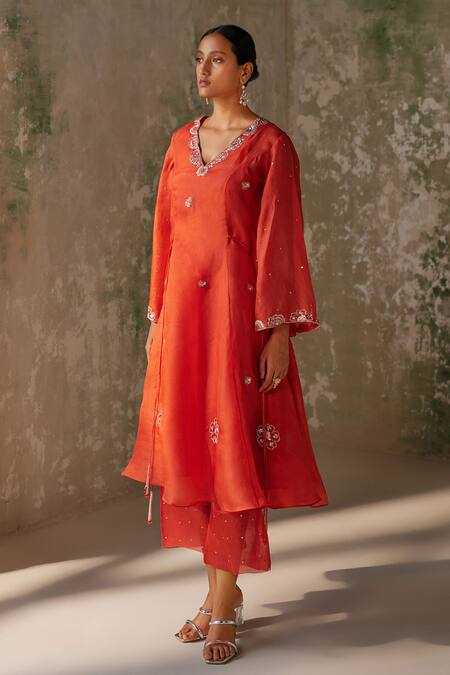 Shop Zoon Red Silk Organza, Cotton Sequins, Beads, Embroidery V-neck Kurta Set Online at Aza Fashions Shop_Zoon_Red Silk Organza, Cotton Sequins, Beads, Embroidery V-neck Kurta Set _Online_at_Aza_Fashions