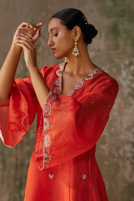 Zoon Red Silk Organza, Cotton Sequins, Beads, Embroidery V-neck Kurta Set at Aza Fashions Zoon_Red Silk Organza, Cotton Sequins, Beads, Embroidery V-neck Kurta Set _at_Aza_Fashions