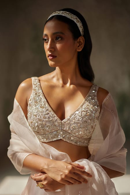 Zoon Pink Silk Organza, Crepe Sequins, Embroidery V-neck Aari Skirt Blouse Set at Aza Fashions Zoon_Pink Silk Organza, Crepe Sequins, Embroidery V-neck Aari Skirt Blouse Set _at_Aza_Fashions