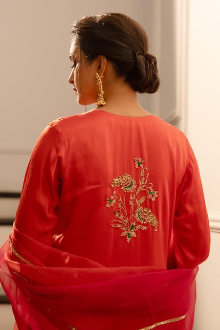 Gul By Aishwarya Zardosi Embroidered Kurta Pant Set 