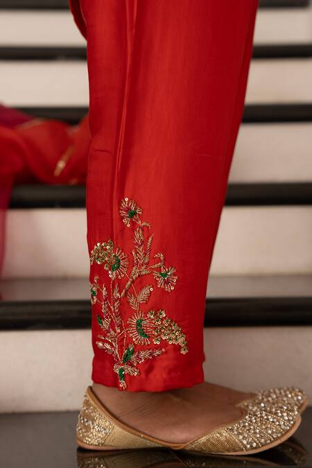 Buy_Gul By Aishwarya_Red Satin, Silk, Chiffon Sequins, Zari Round Zardosi Embroidered Kurta Pant Set 
