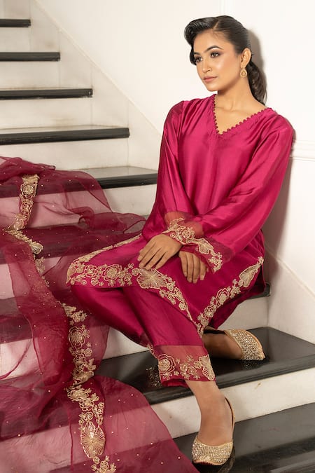 Gul By Aishwarya Floral Embroidered Kurta Pant Set 