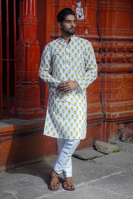 Kalp White Cotton Print Floral Misty Vision Kurta With Pant 