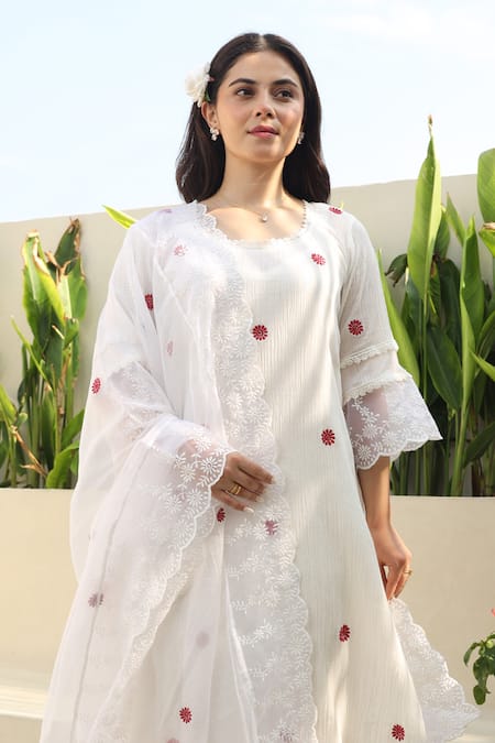 ASRUMO_White Cotton, Kota Doria Lace, Embroidery Round Neck Flora And Kurta Pant Set _Online_at_Aza_Fashions
