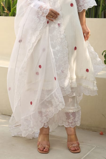 Buy_ASRUMO_White Cotton, Kota Doria Lace, Embroidery Round Neck Flora And Kurta Pant Set _Online_at_Aza_Fashions