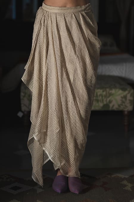 Shop Swatti Kapoor Gold Woven Silk Organza Print Foil Stripped Draped Nari Skirt at Aza Fashions Shop_Swatti Kapoor_Gold Woven Silk Organza Print Foil Stripped Draped Nari Skirt _at_Aza_Fashions