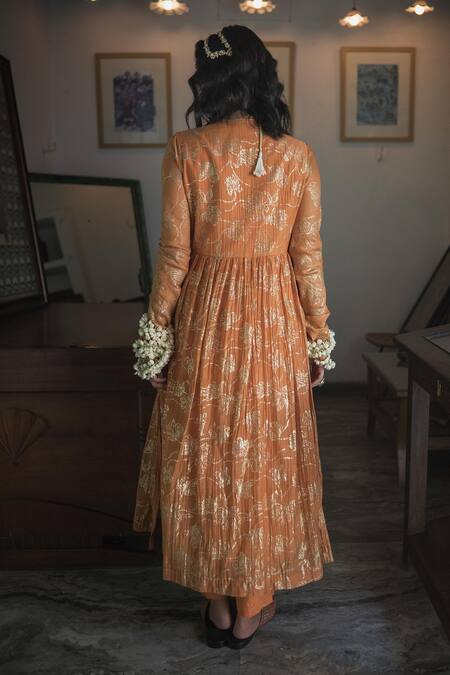 Shop Swatti Kapoor Orange Hand Woven 40gm Chanderi Printed Foil Round Block Rewa Anarkali at Aza Fashions Shop_Swatti Kapoor_Orange Hand Woven 40gm Chanderi Printed Foil Round Block Rewa Anarkali _at_Aza_Fashions