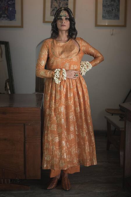 Buy Swatti Kapoor Orange Hand Woven 40gm Chanderi Printed Foil Round Block Rewa Anarkali Online at Aza Fashions Buy_Swatti Kapoor_Orange Hand Woven 40gm Chanderi Printed Foil Round Block Rewa Anarkali _Online_at_Aza_Fashions