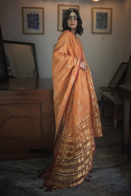 Swatti Kapoor Orange Hand Woven 40gm Chanderi Printed Foil Round Block Rewa Anarkali at Aza Fashions Swatti Kapoor_Orange Hand Woven 40gm Chanderi Printed Foil Round Block Rewa Anarkali _at_Aza_Fashions