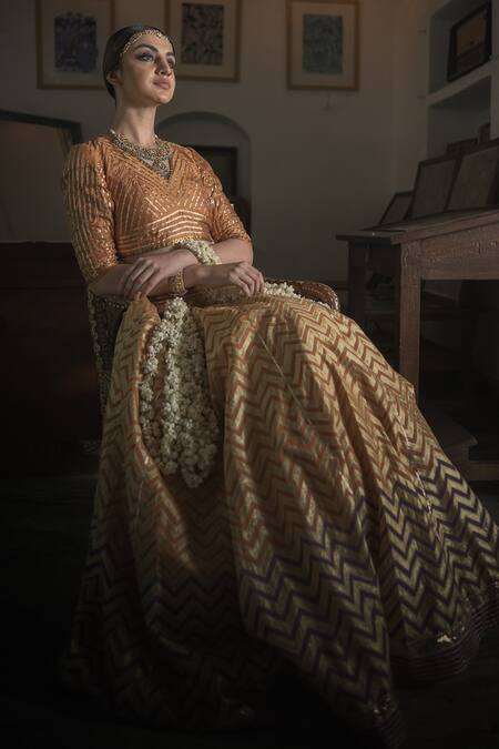 Swatti Kapoor Orange Handloom Cotton Gota Patti, Embroidery Hand Woven Chanderi Sindhu Skirt Online at Aza Fashions Swatti Kapoor_Orange Handloom Cotton Gota Patti, Embroidery Hand Woven Chanderi Sindhu Skirt _Online_at_Aza_Fashions