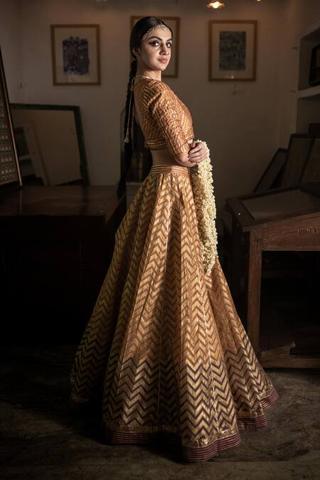 Buy Swatti Kapoor Orange Handloom Cotton Gota Patti, Embroidery Hand Woven Chanderi Sindhu Skirt Online at Aza Fashions Buy_Swatti Kapoor_Orange Handloom Cotton Gota Patti, Embroidery Hand Woven Chanderi Sindhu Skirt _Online_at_Aza_Fashions