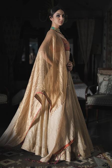 Swatti Kapoor Gold Chanderi Tassels Achal Handwoven Zari Striped Dupatta Online at Aza Fashions Swatti Kapoor_Gold Chanderi Tassels Achal Handwoven Zari Striped Dupatta _Online_at_Aza_Fashions