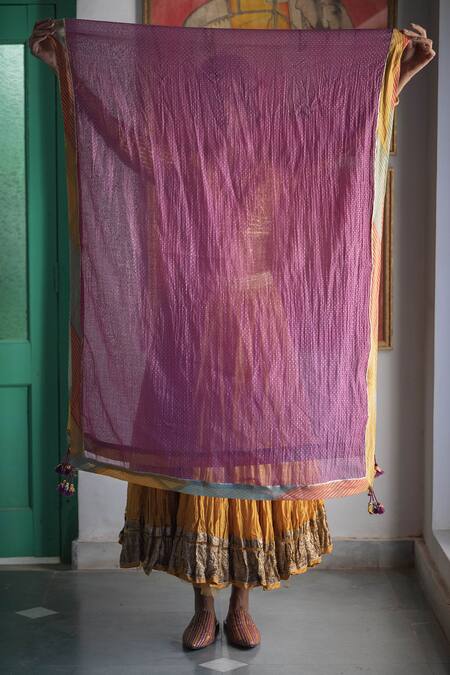 Shop Swatti Kapoor Purple Chanderi Tassels Bijul Handwoven Foil Print Dupatta Shop_Swatti Kapoor_Purple Chanderi Tassels Bijul Handwoven Foil Print Dupatta