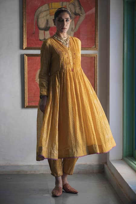 Swatti Kapoor Yellow Kurta Handwoven 40gm Disha Handblock Beadwork Anarkali With Slip 