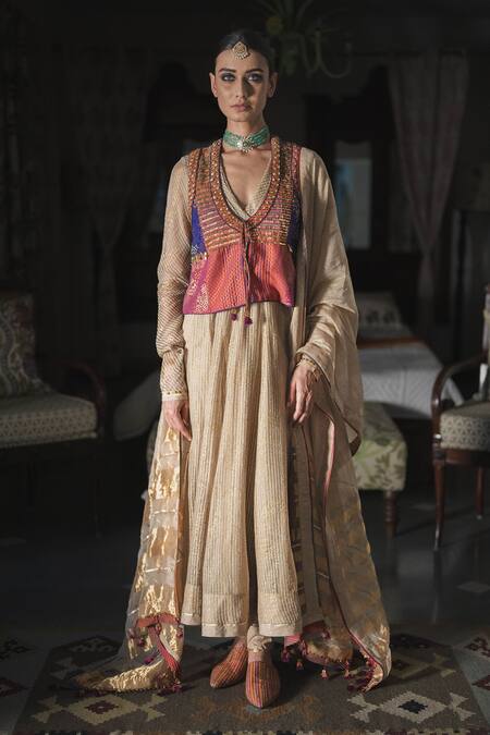 Swatti Kapoor Gold Silk Organza Foil Printed V Neck Ekkam Woven Striped Anarkali Online at Aza Fashions Swatti Kapoor_Gold Silk Organza Foil Printed V Neck Ekkam Woven Striped Anarkali _Online_at_Aza_Fashions