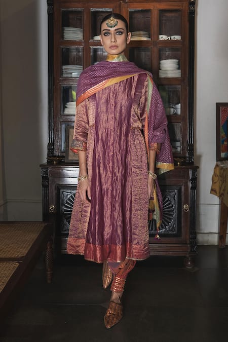 Swatti Kapoor Geet Chanderi Zari Striped Kurta 