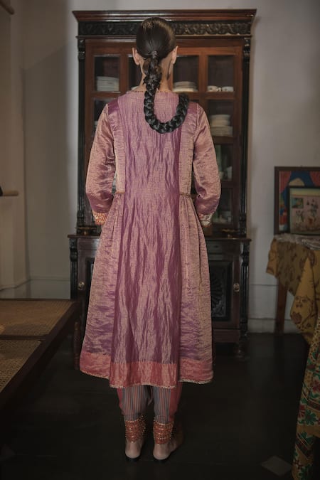 Swatti Kapoor Geet Chanderi Zari Striped Kurta 