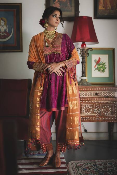 Shop Swatti Kapoor Multi Color Handloom Cotton Beads V-neck Haab Handwoven Foil Print Tunic Shop_Swatti Kapoor_Multi Color Handloom Cotton Beads V-neck Haab Handwoven Foil Print Tunic