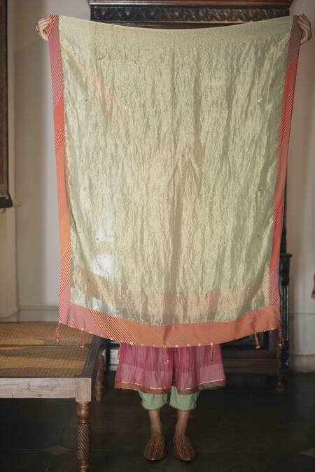 Buy Swatti Kapoor Green , Handloom Beads Harleen Handwoven Zari Striped Dupatta Online at Aza Fashions Buy_Swatti Kapoor_Green , Handloom Beads Harleen Handwoven Zari Striped Dupatta _Online_at_Aza_Fashions