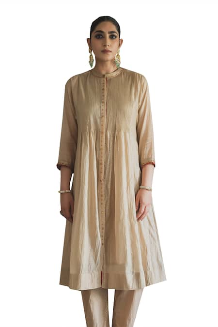 Swatti Kapoor Gold Chanderi, Cotton Mandarin Collar Husnah Handwoven Kurta With Slip Online at Aza Fashions Swatti Kapoor_Gold Chanderi, Cotton Mandarin Collar Husnah Handwoven Kurta With Slip _Online_at_Aza_Fashions