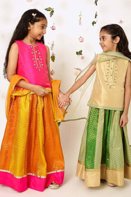 A Little Fable Gold Polyester, Cotton Sequins, Gota Patti, Floral Blouse Lehenga Set Online at Aza Fashions A Little Fable_Gold Polyester, Cotton Sequins, Gota Patti, Floral Blouse Lehenga Set _Online_at_Aza_Fashions